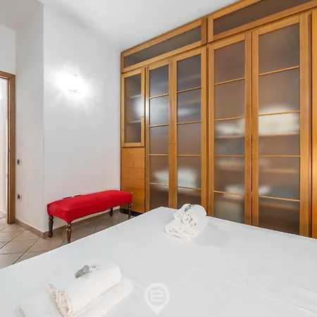 Estay - Fara 38 Urban Escape * 卡利亚里